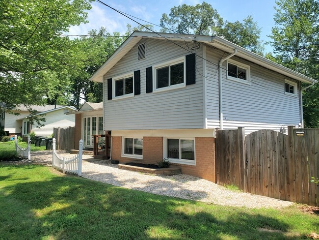 Photo - 4517 Mayfield Dr