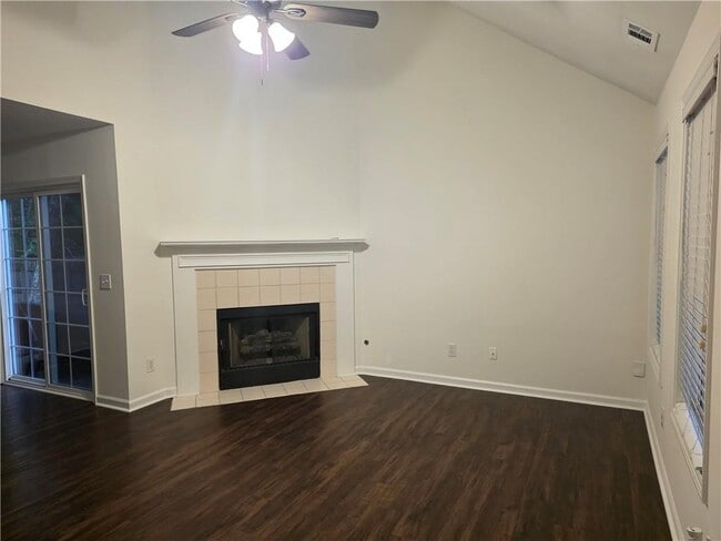 Photo - 172 Stoneforest Dr