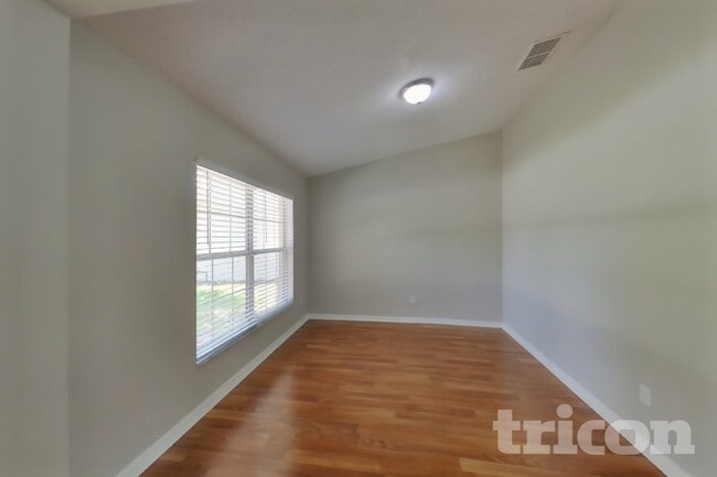 Photo - 17128 Woodcrest Way