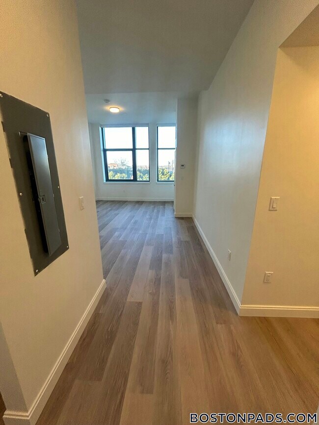 Photo - 1079 Commonwealth Ave Unidad 201