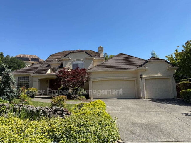 Building Photo - 2552 Cotswold Hill Dr