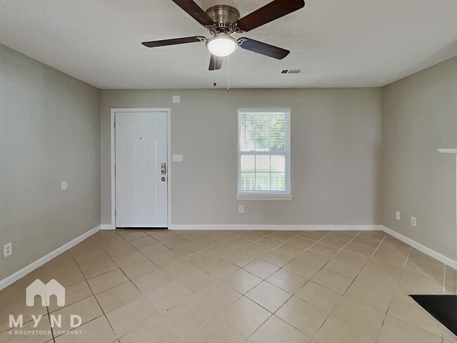 Photo - 3668 Jervis Ct