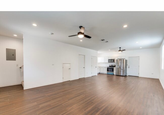 Photo - 156 Pioneer Rd