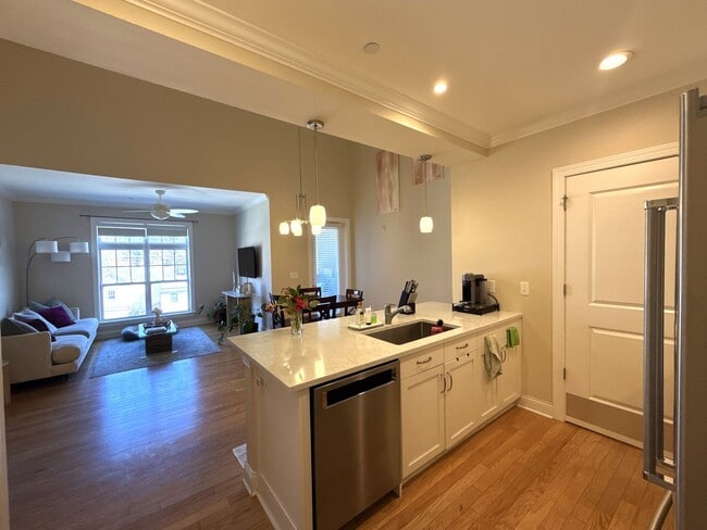 Photo - Fantastic Condo in South End!