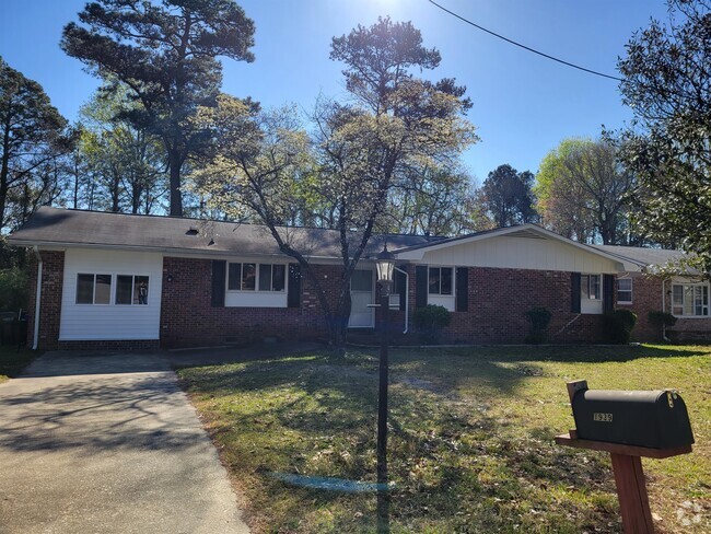 Building Photo - 1939 Ashton Rd Rental