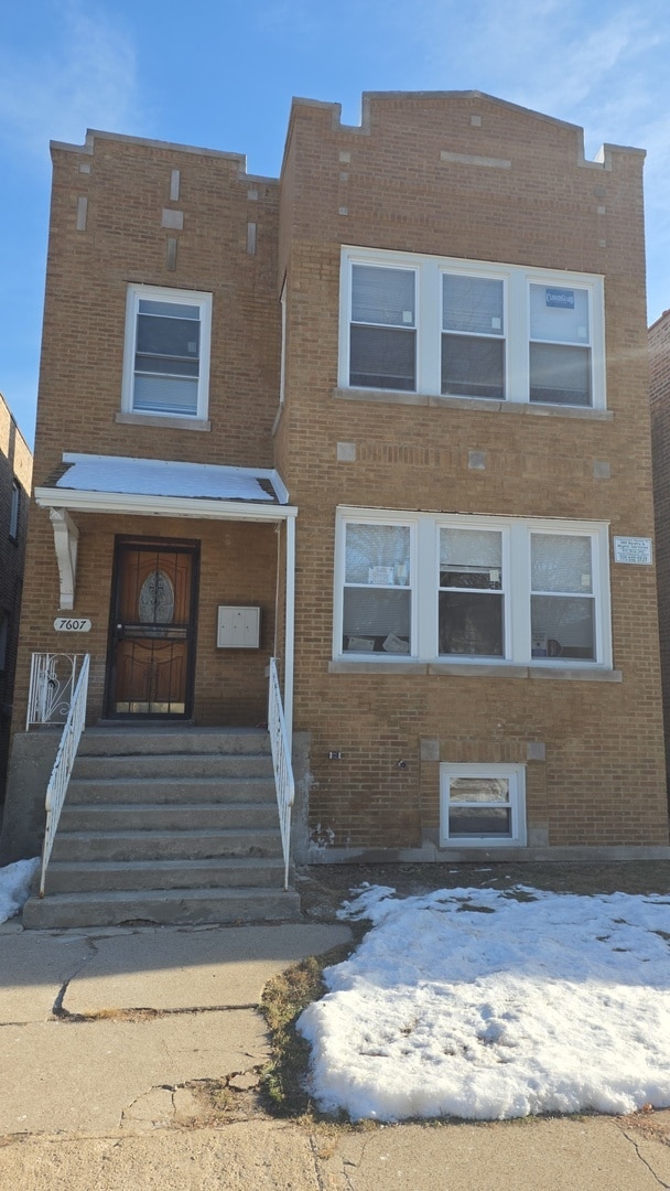 Building Photo - 7607 S Evans Ave