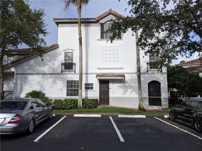 Building Photo - 761 SW 148th Ave Unit 915