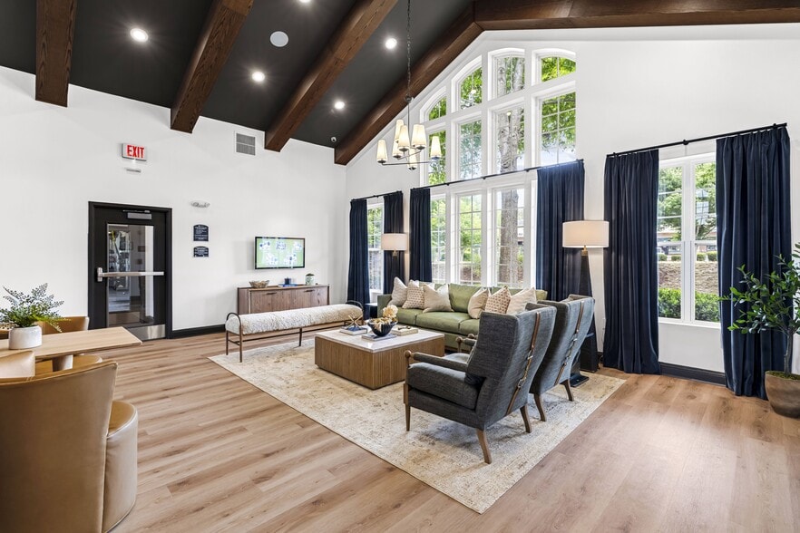 BRAND NEW Clubhouse with Coffee Bar and WiFi