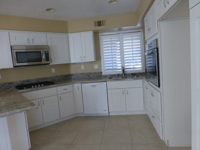 13902 Berrington Ct