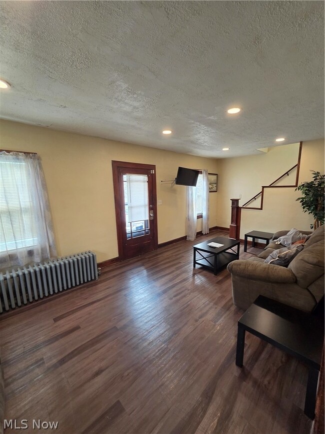 Photo - 22031 Miller Ave