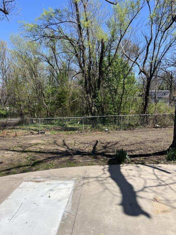 Photo - 3821 S Indiana Ave