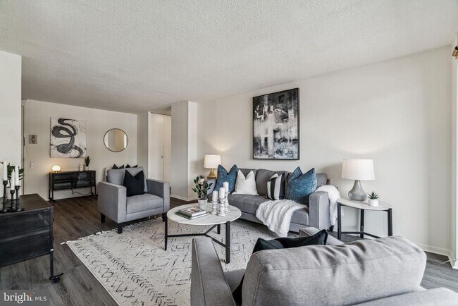 Photo - 1326 Spruce St Unit 1503