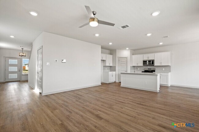 Building Photo - 412 Wilshire Rd Rental