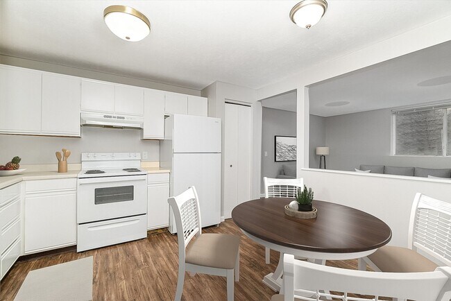 Photo - Live Where It All Comes Together Unit 1530- 1