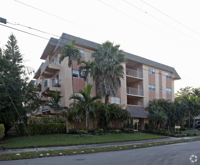 Dade House Apartments - Dade House Apartments