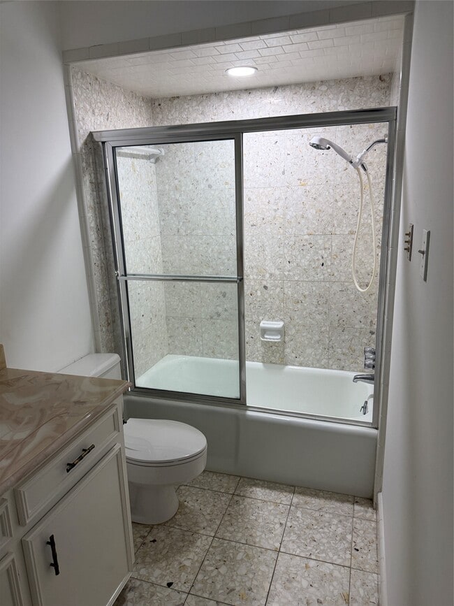 Photo - 7822 Albin Ln