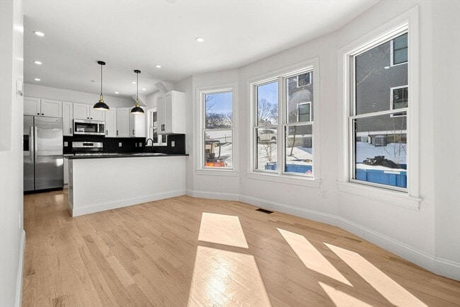 Photo - 53 Dustin St Unit 1