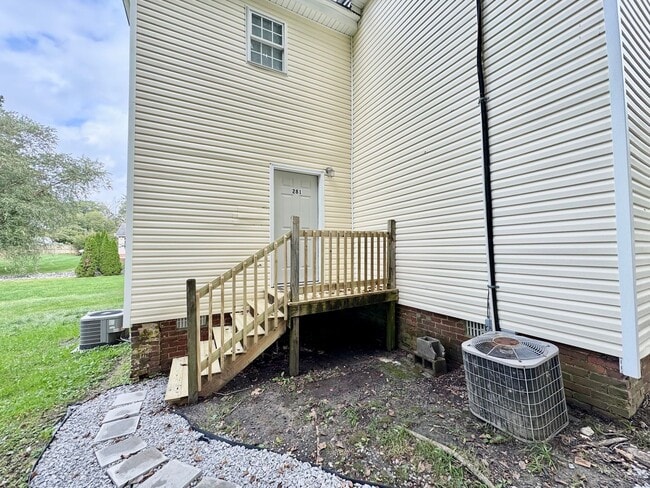 Photo - 1510 11th St Unit B-Upstairs