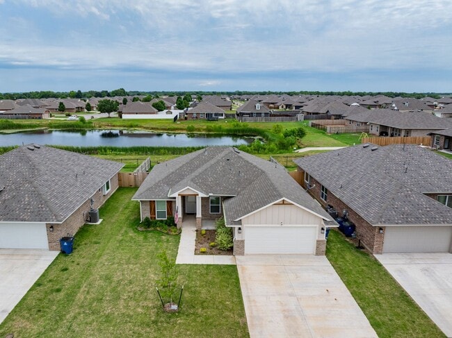 Photo - Welcome Home! This beautiful 3 bed home in...