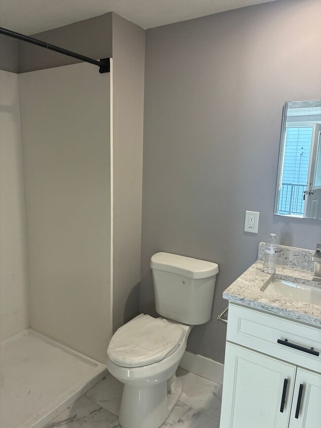 Photo - 352-354 Ermine Way Unit 354 Ermine