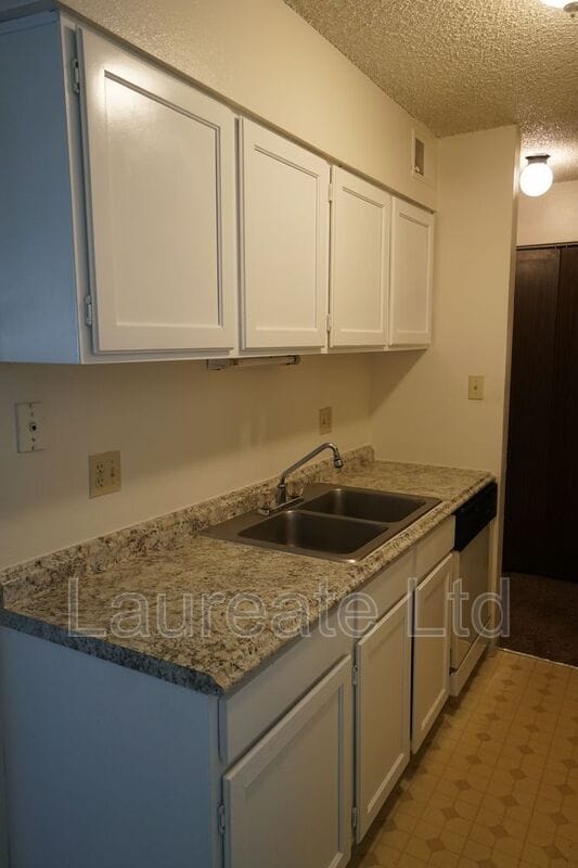 Photo - 280 E Highline Cir Unit #102
