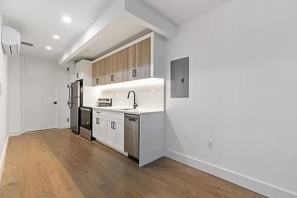 Photo - 282 E 32nd St Apartment Unit 1A