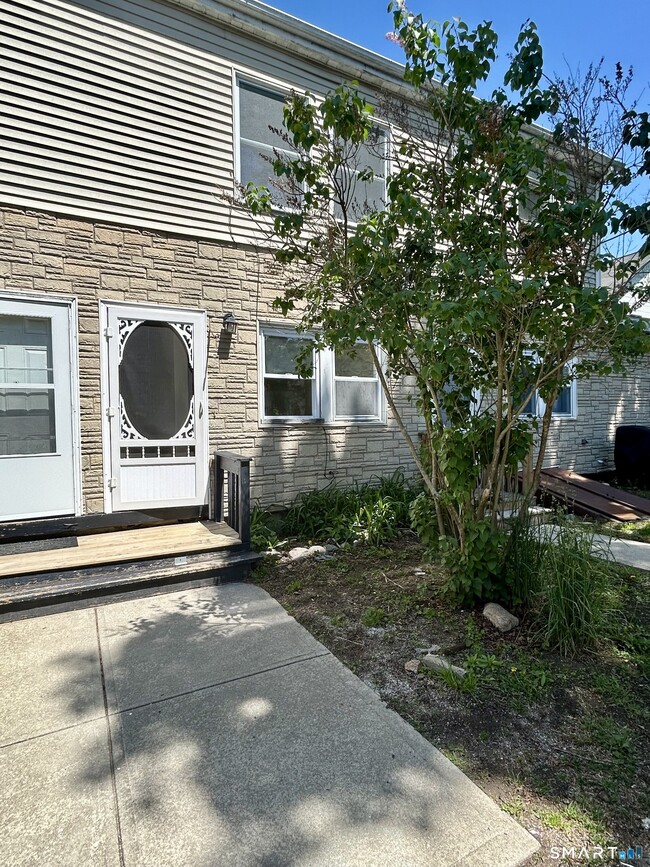 Photo - 22 Spring St Unit B