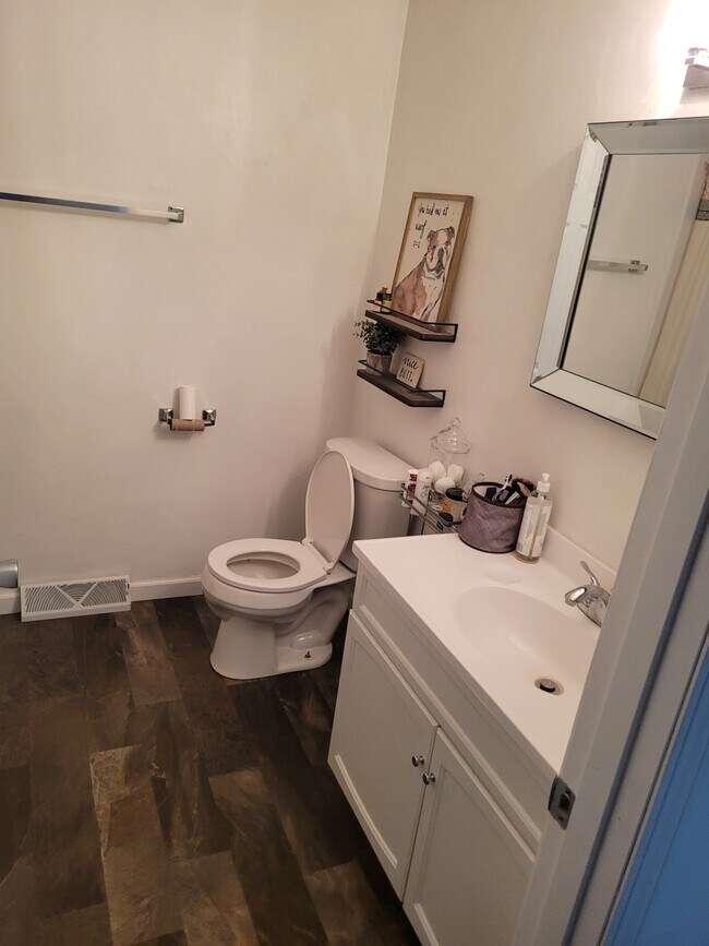 206 Maple Dr Townhome Townhome Rental in Mount Horeb WI