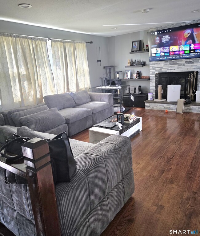 Photo - 49 Hillwood Ln