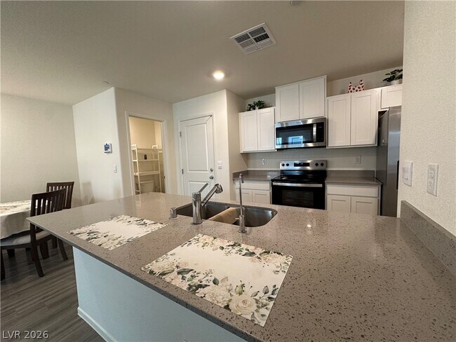 Photo - 4926 Fern Mesa Ave