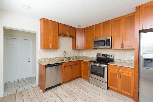 Photo - 3401 W San Pedro St