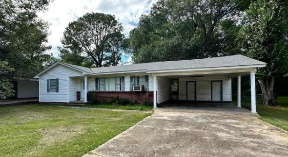 Photo - 1044 Cooper Rd