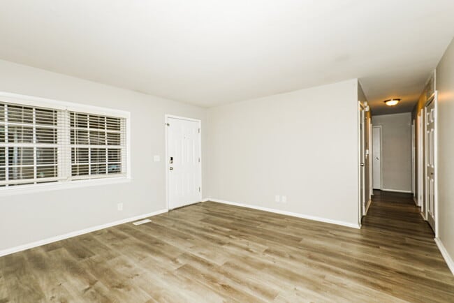 Photo - 4033 Arborcrest Dr