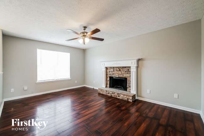 Photo - 160 Peyton Ln