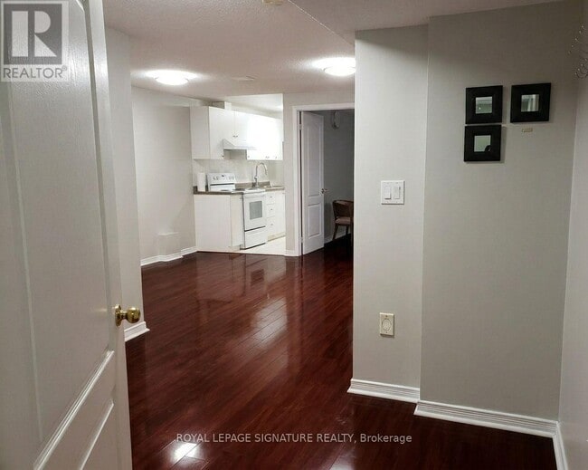 Photo - 21 Navy Ct