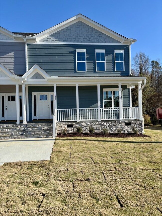 Photo - 7984 Humie Olive Rd