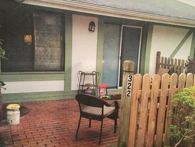 Patio - 322 Woodland Ct Unidad 322 Woodland Court