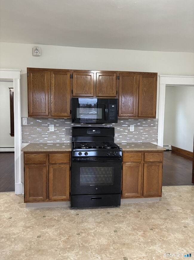 Photo - 18 Carmody St Unidad 2