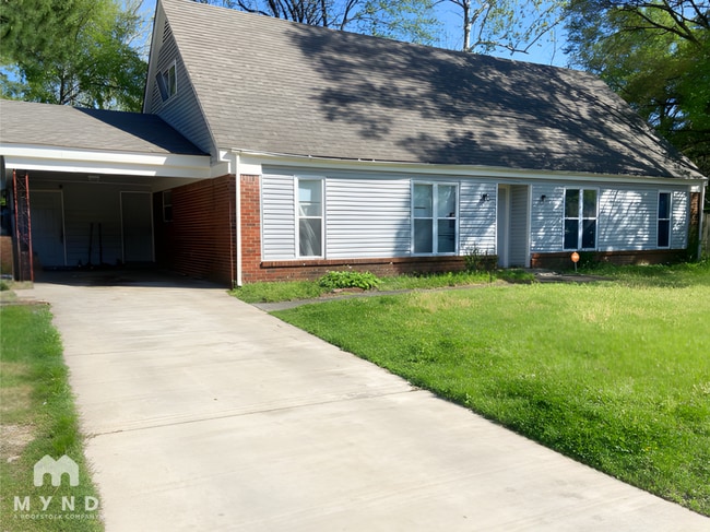 Building Photo - 3056 Darrow St