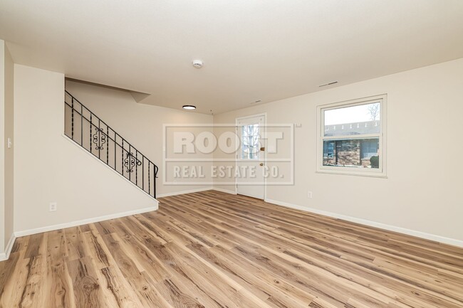 Photo - 2 Bed 1 Bath Apartment Available in Springfield