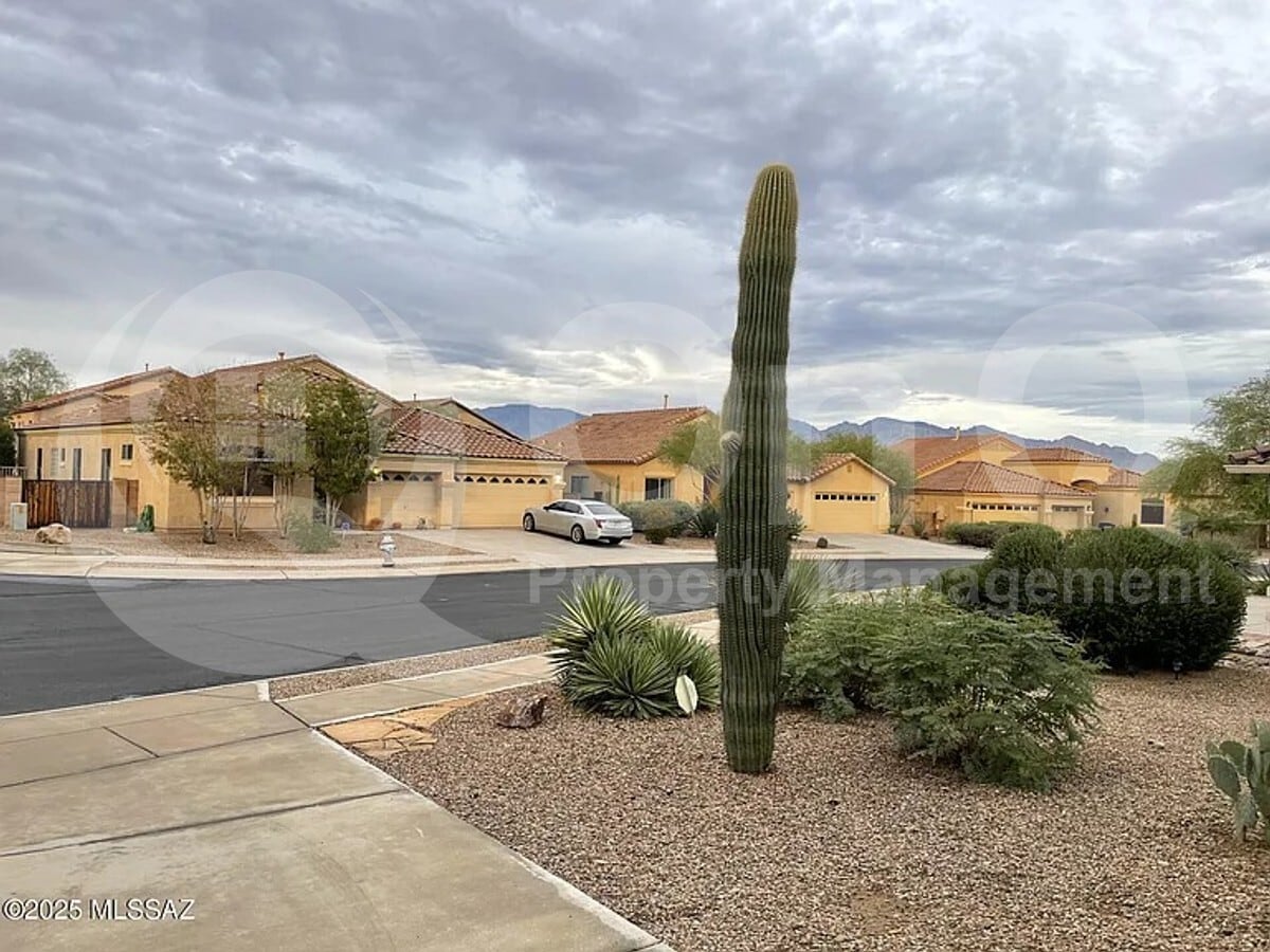 Photo - 12905 N Mesozoic Dr