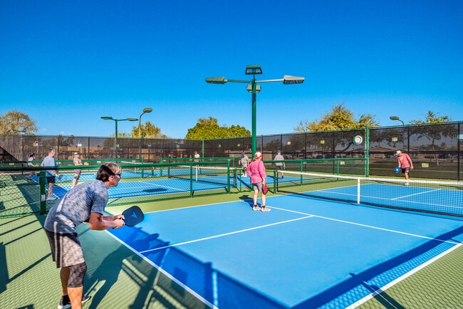 Canchas de Pickleball - Monte Vista Village