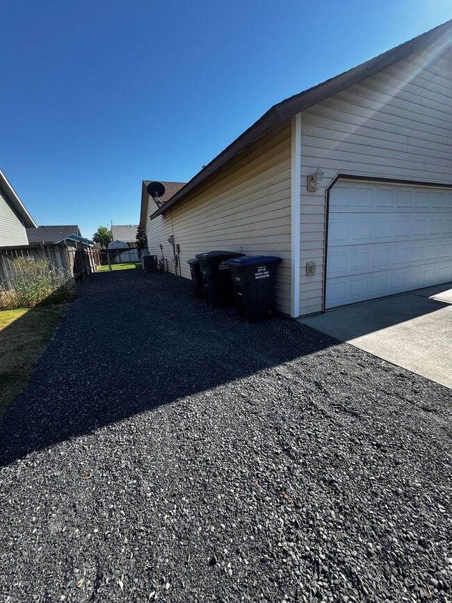Photo - Fully Renovated Home in Crossroad Neighborhood!