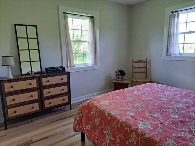 Photo - 386 White Store Rd