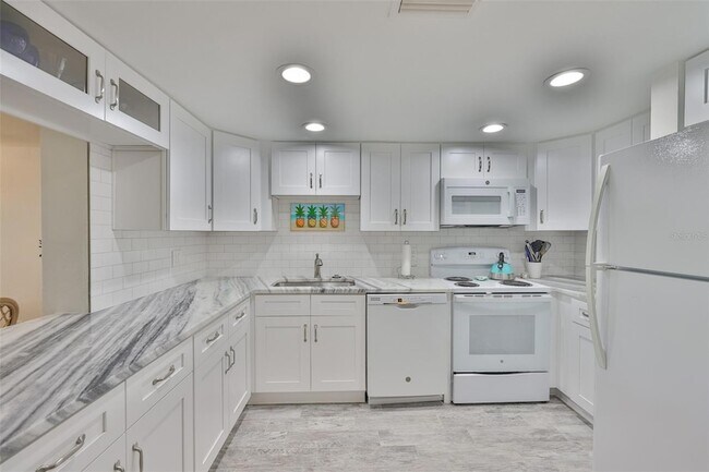 Photo - 1028 Apollo Beach Blvd Unit 8