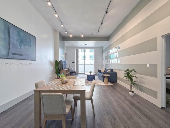 Photo - 1200 Brickell Bay Dr Unidad 1406