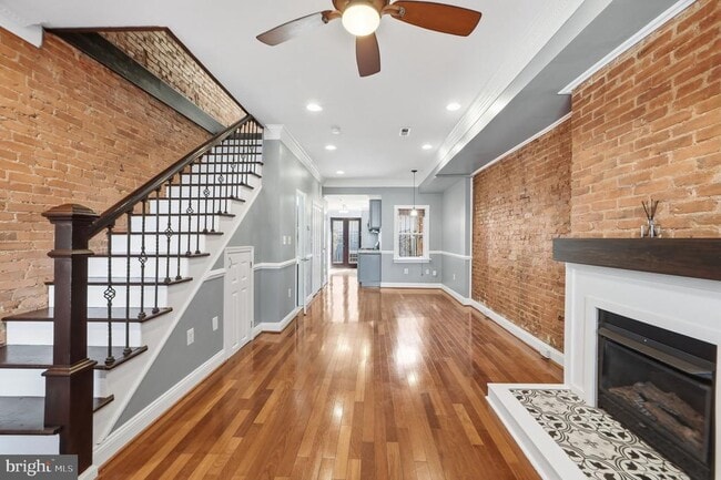 Photo - 1619 5th St NW