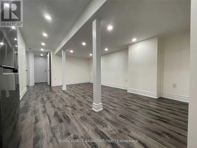 Photo - 20 Kewbeach Ave