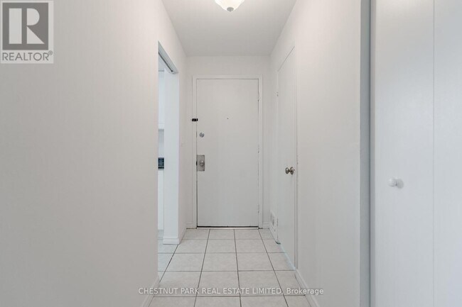 Photo - 44 Romfield Dr