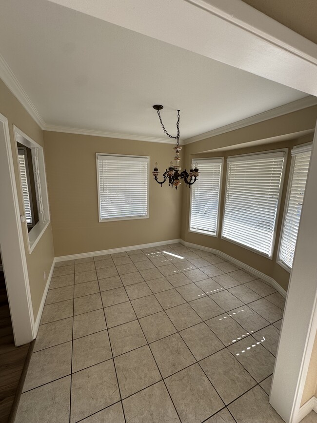 Photo - 4766 Deeboyar Ave